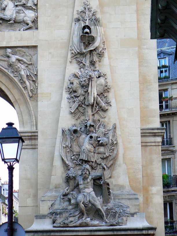 Porte St Denis: Porte St Denis 011